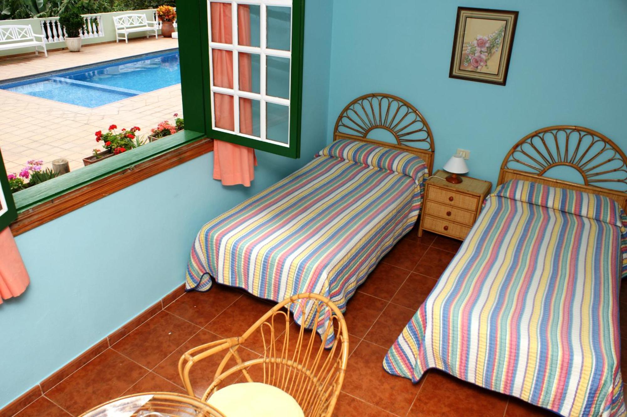 Apartamentos Nelly Valle Gran Rey Room photo