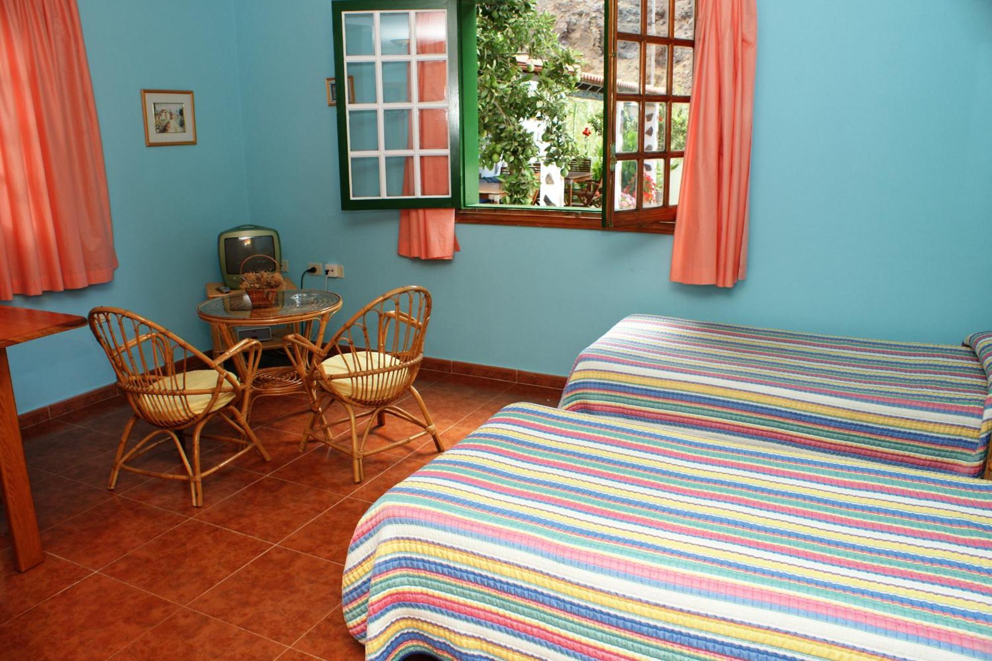 Apartamentos Nelly Valle Gran Rey Room photo